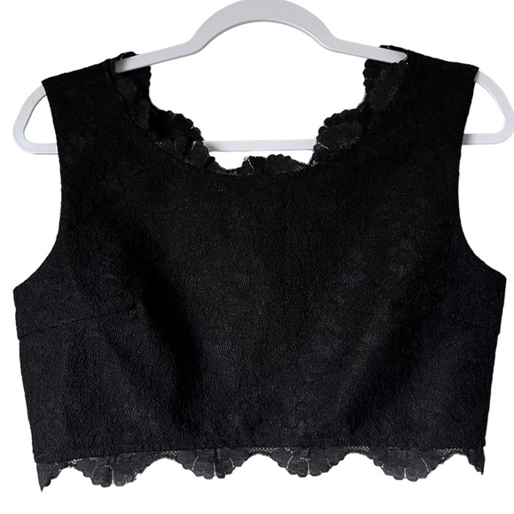 NWT Luna Crop Lace Top Size Small - Picture 1 of 15